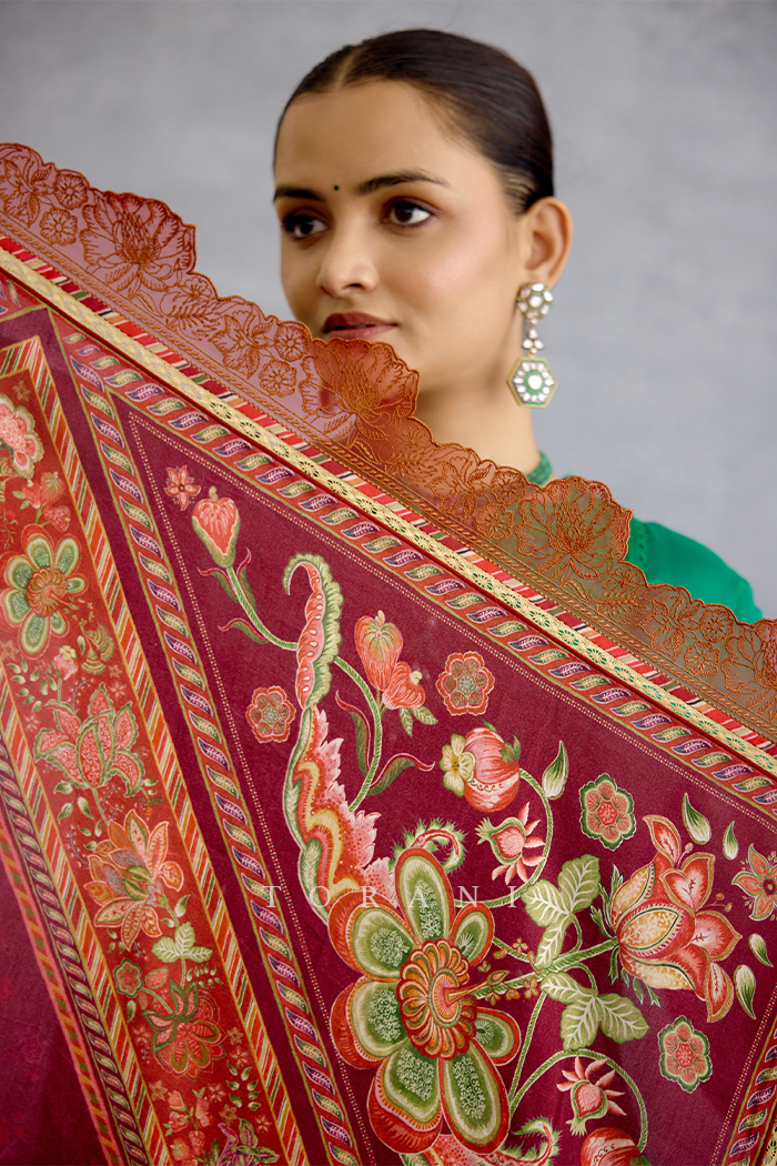 Laalima Ayaana Scarf