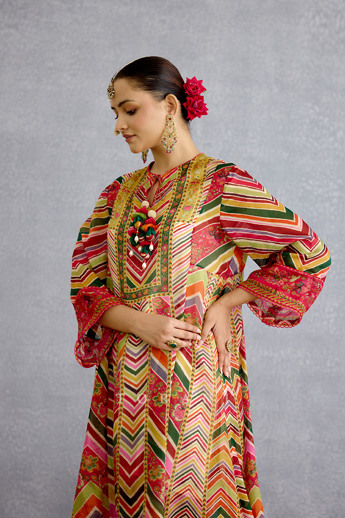 Chitrangi Asthika Kurta Set