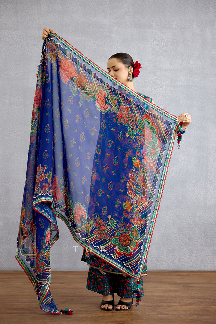 Mayurika Tanuja Kurta Set