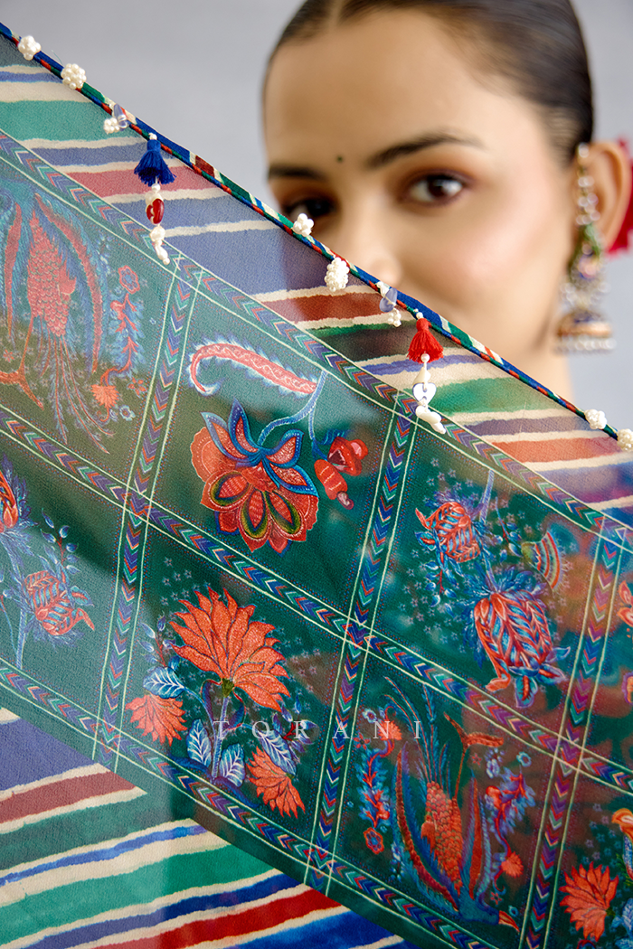 Mayurika Anura Scarf