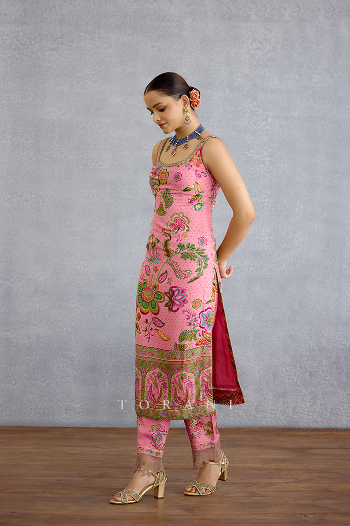 Pankaja Anvita Kurta Set