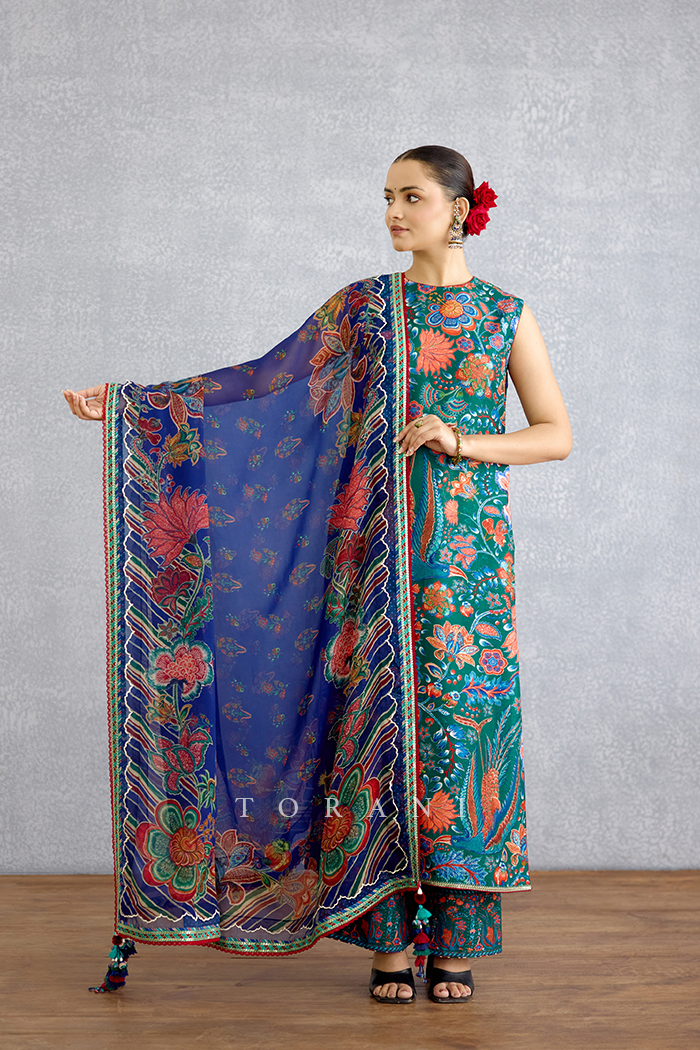 Mayurika Tanuja Kurta Set