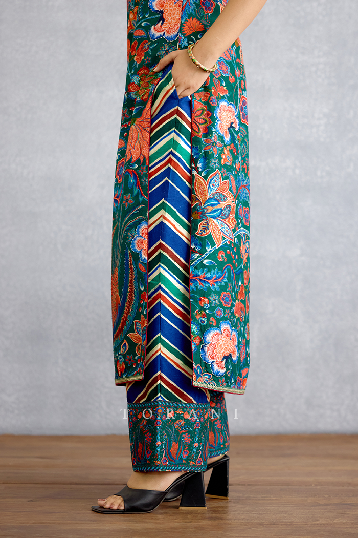 Mayurika Tanuja Kurta Set