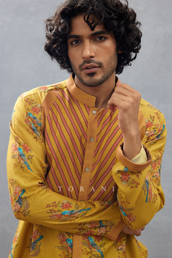 Sunehra Qamar Kurta Set