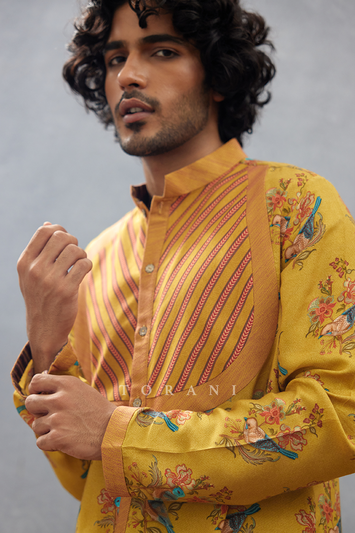 Sunehra Qamar Kurta Set