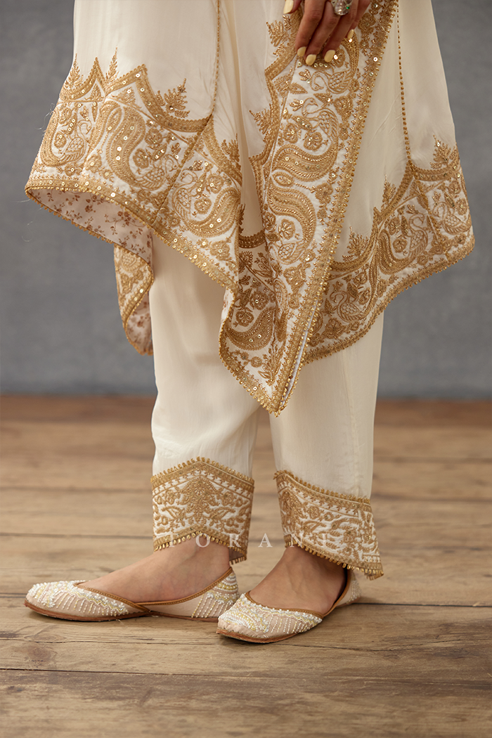 Gul-Bano Aaira Kaftan Set