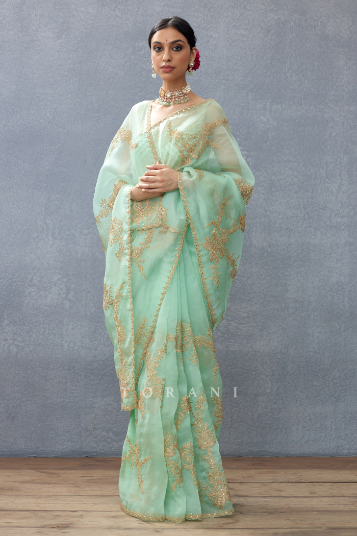 Gul-Neer Daavya Saree