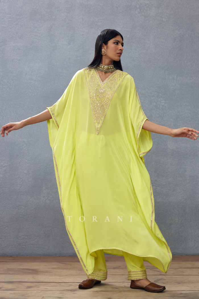 Gul-Mina Ashni Kaftan Set