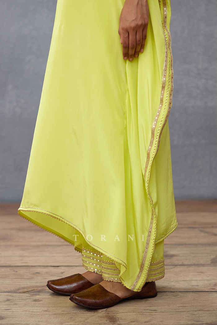 Gul-Mina Ashni Kaftan Set