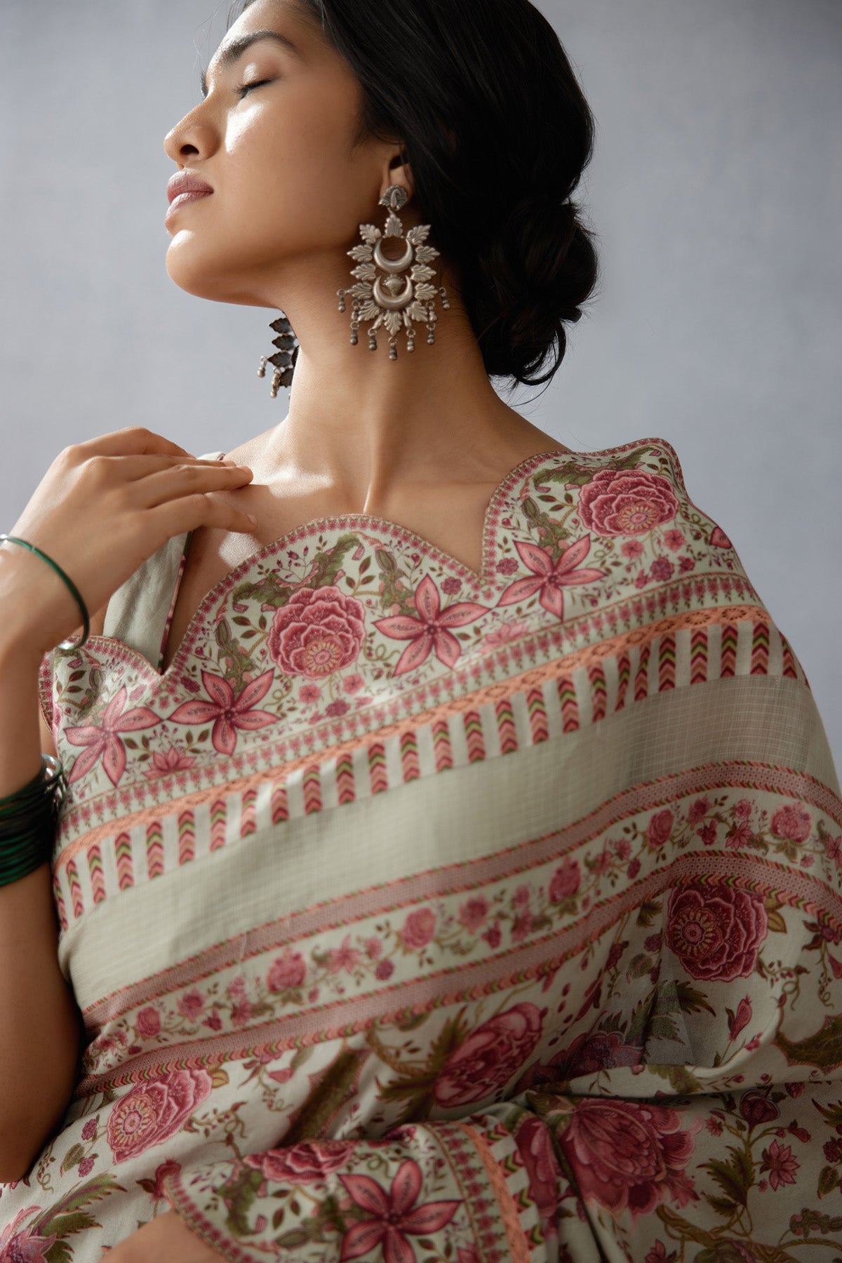 Jaituni Vanida Saree