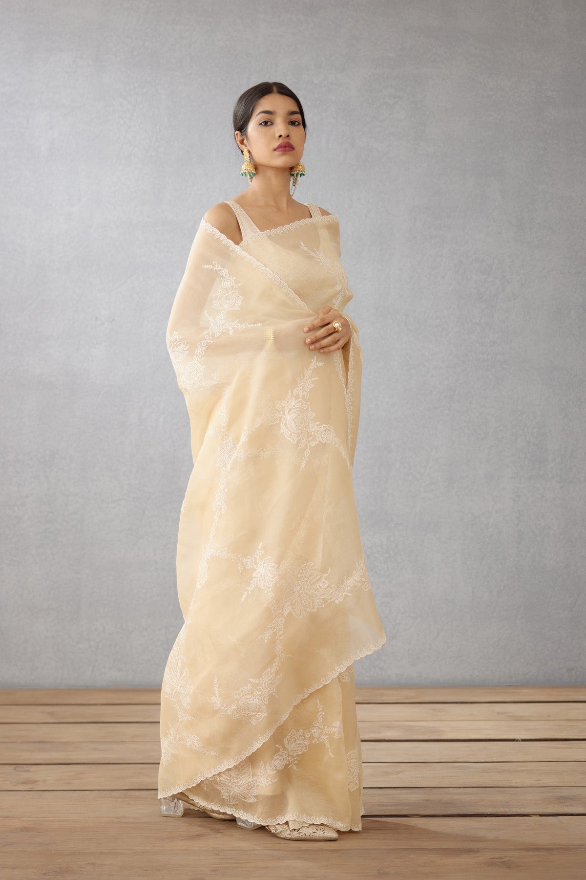 Kasturi Daavya Saree