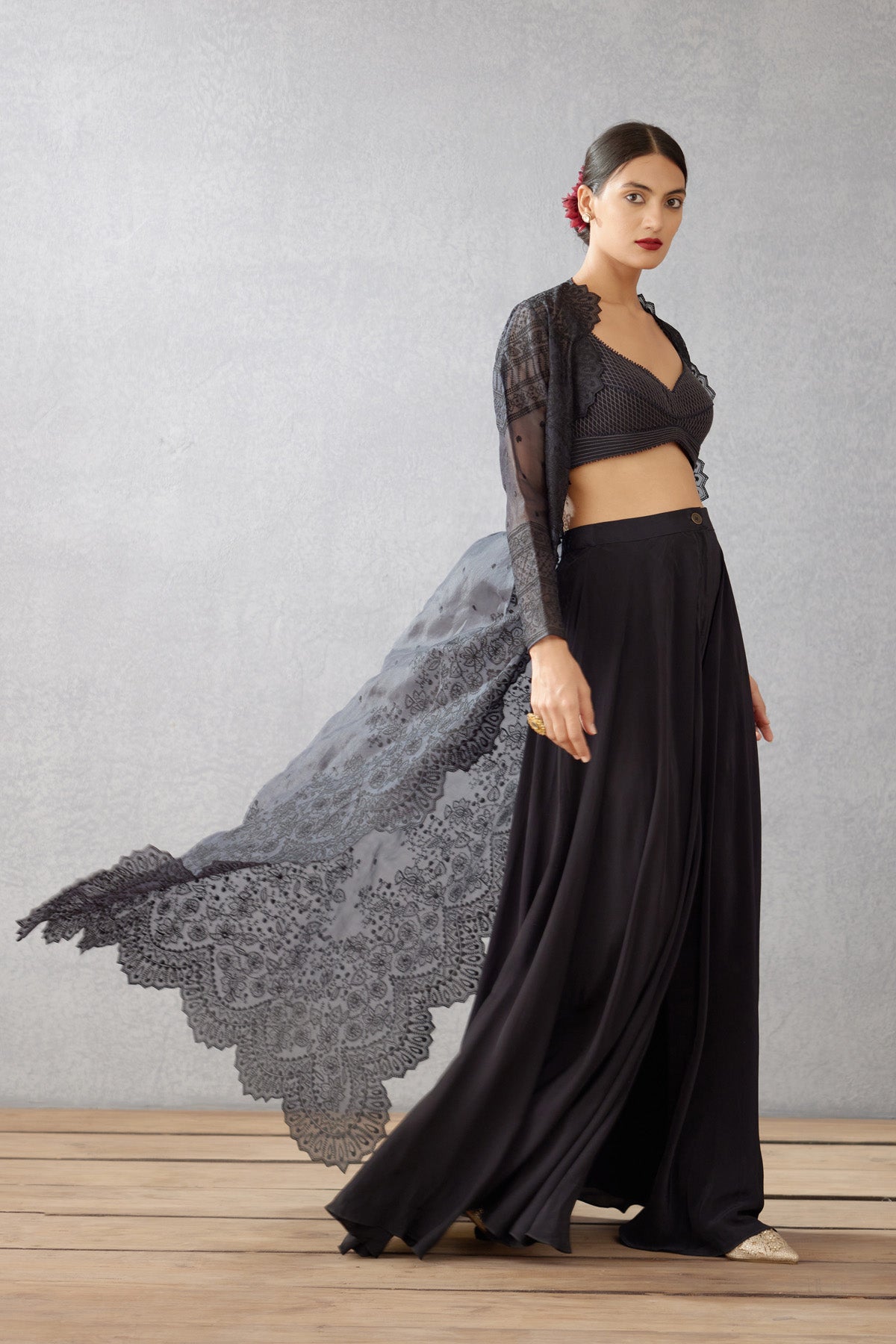 Gulghast Daavya Cape