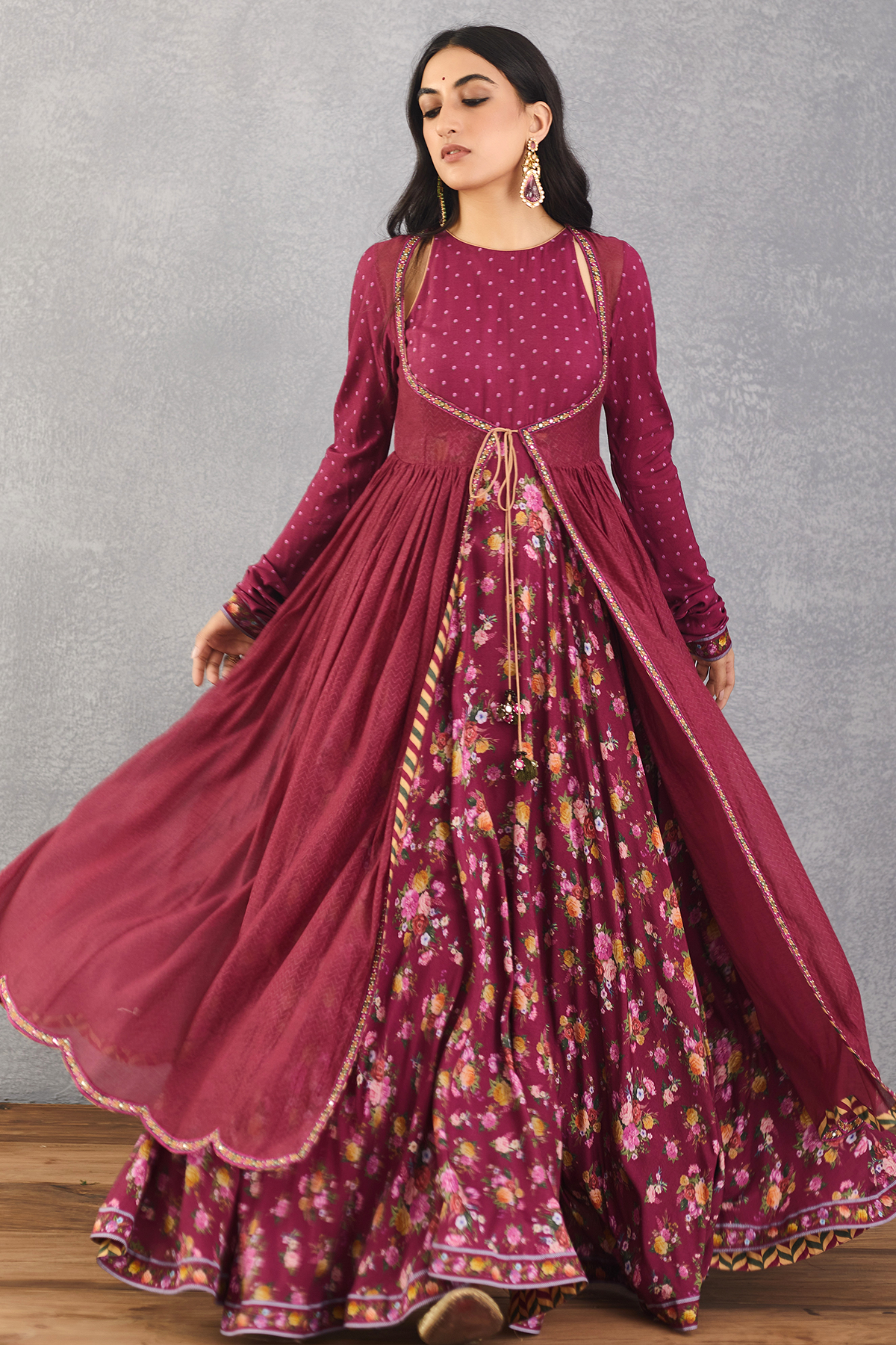 Manika Mariyam Odhni