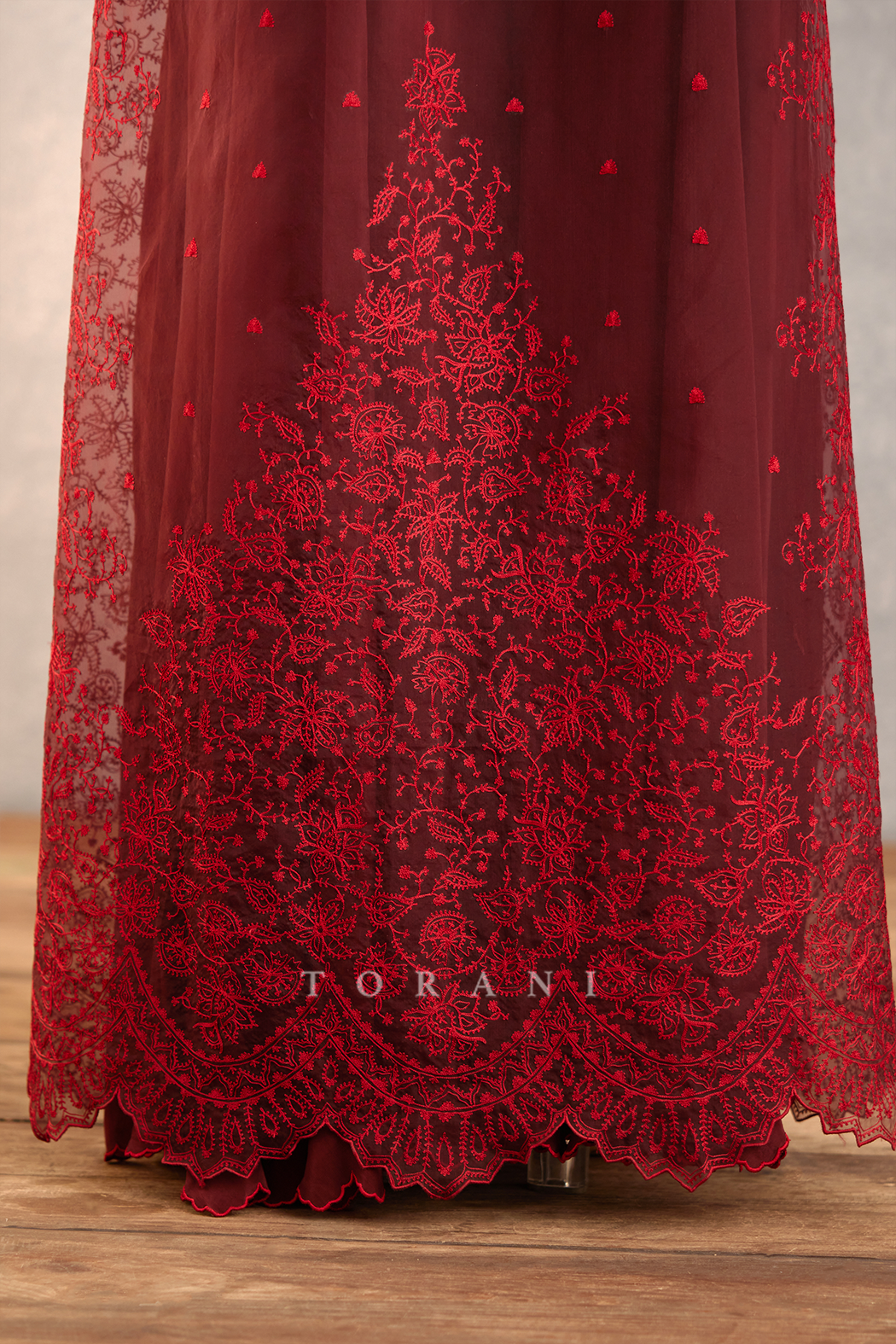 SALE - Gulnar Daavya Cape