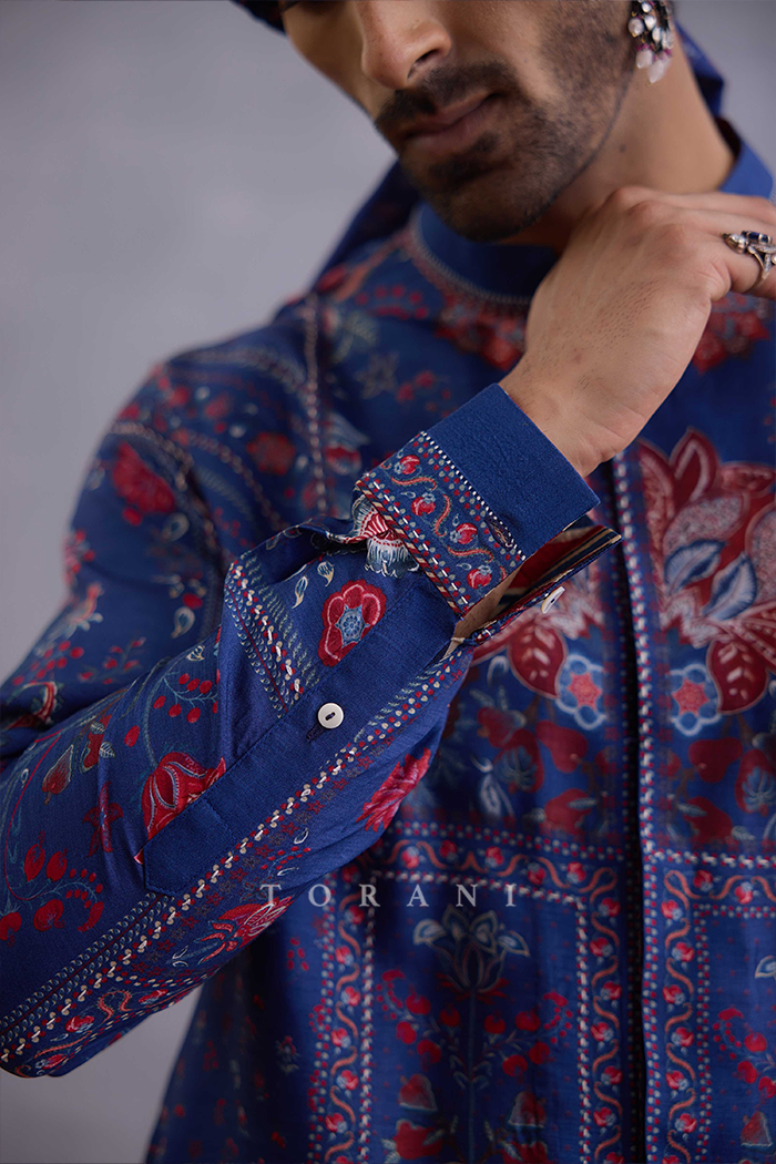 Neelambar Viraaj Kurta Set