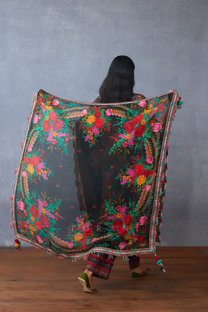 SALE - Dil Shaad Wael Scarf