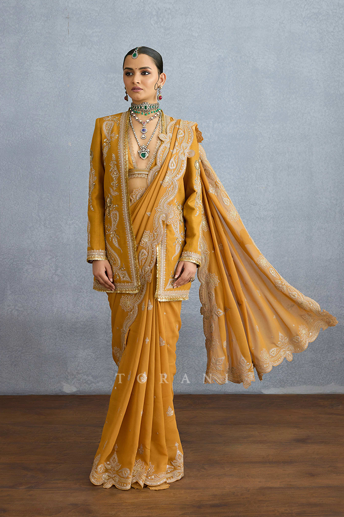 Mehre Parthi Jacket Set