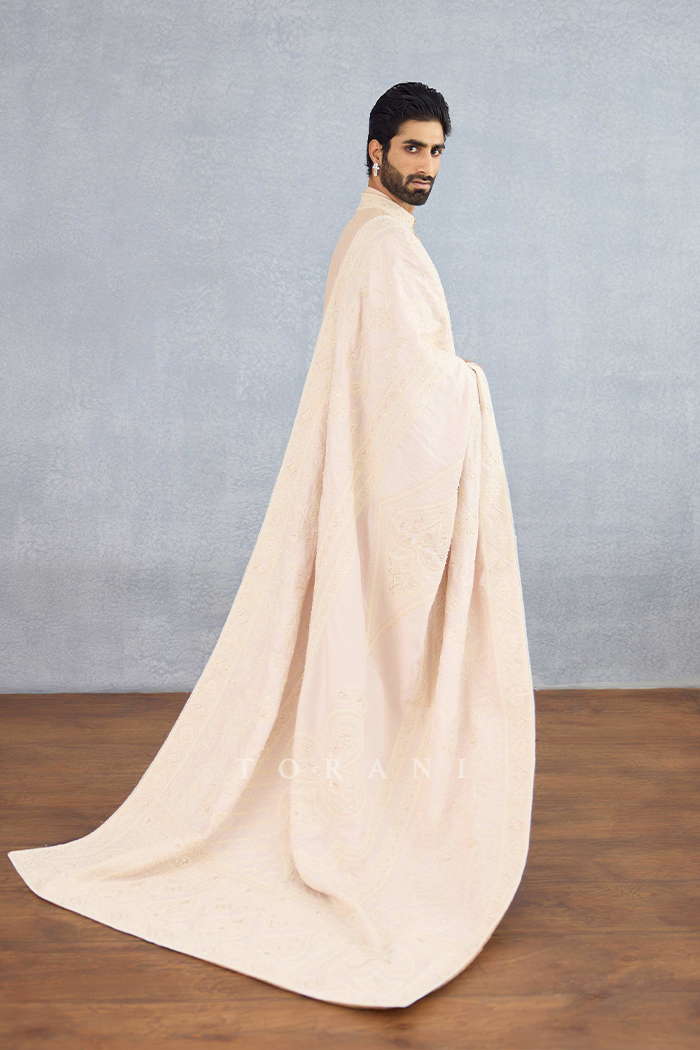 Noore Mashuk Dhoti Set