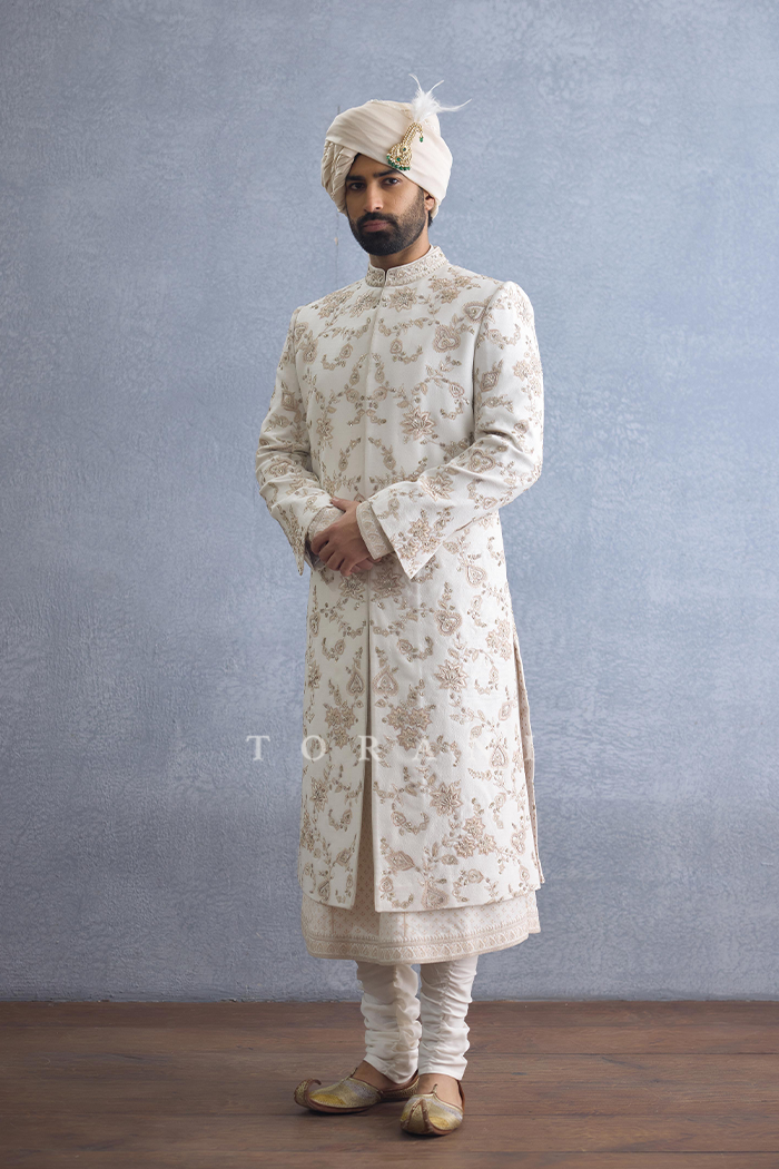 Maahe Idaad Sherwani Set