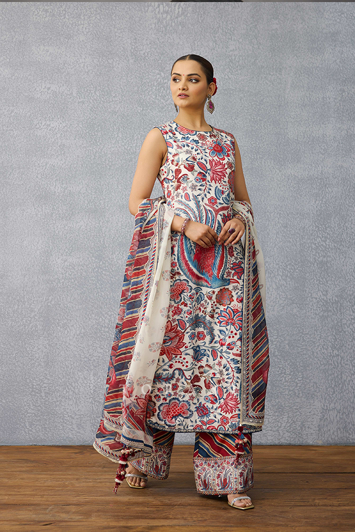 Coromandel Tanuja Kurta Set