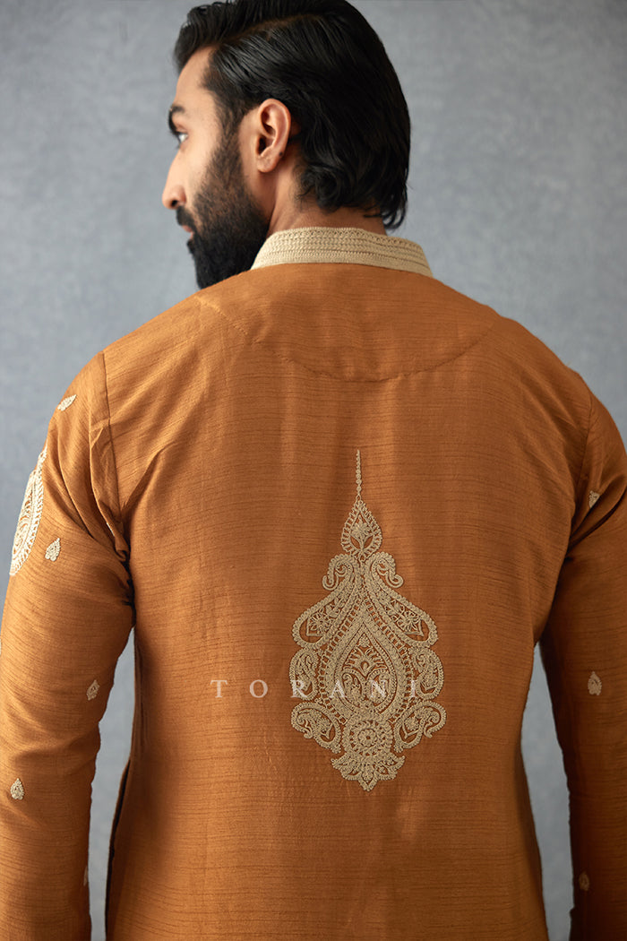 Dahliya Balochi Kurta Set