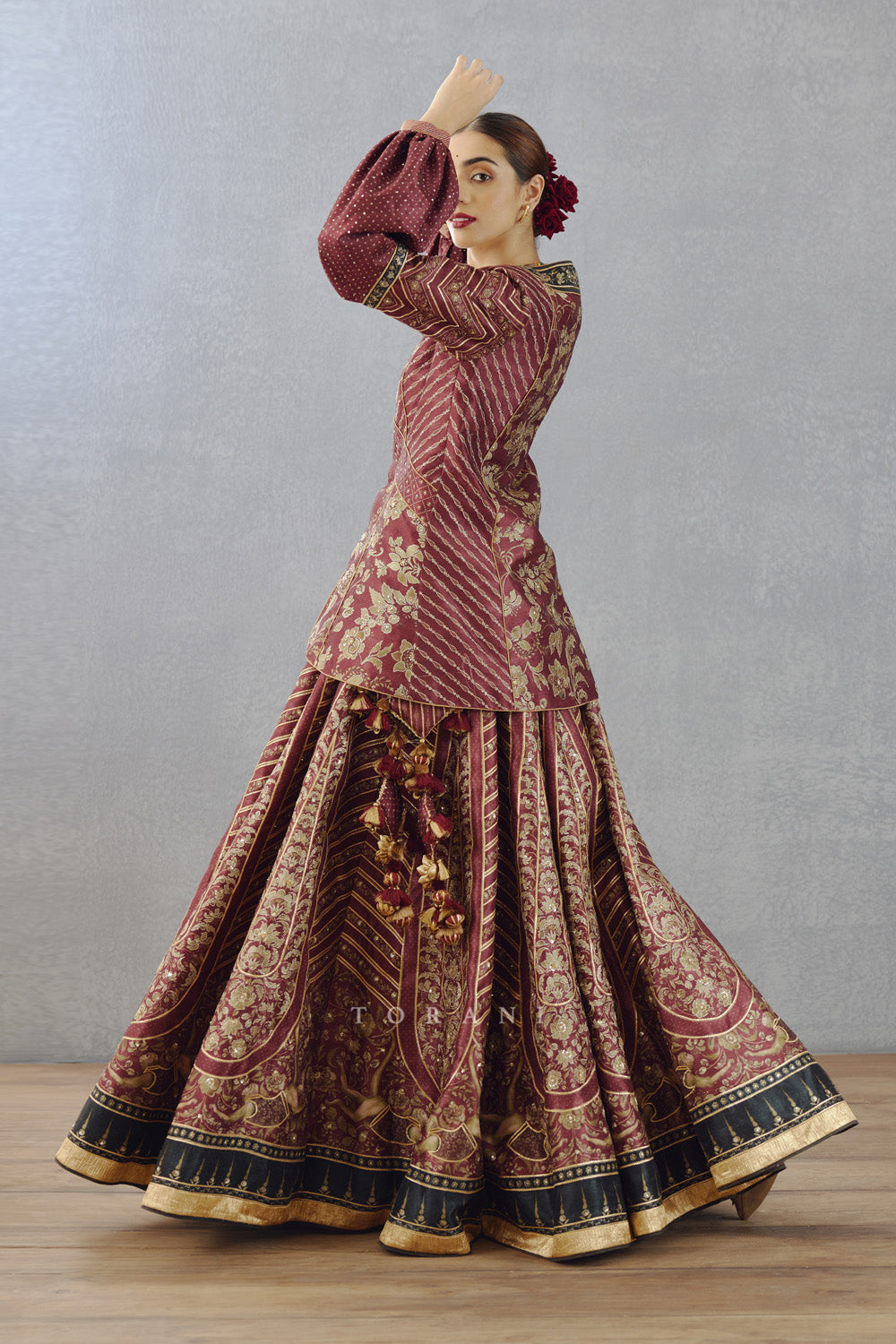 Gulnar Parvaneh Lehenga Set