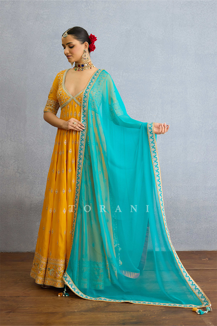 Turmali Sharmin Odhni