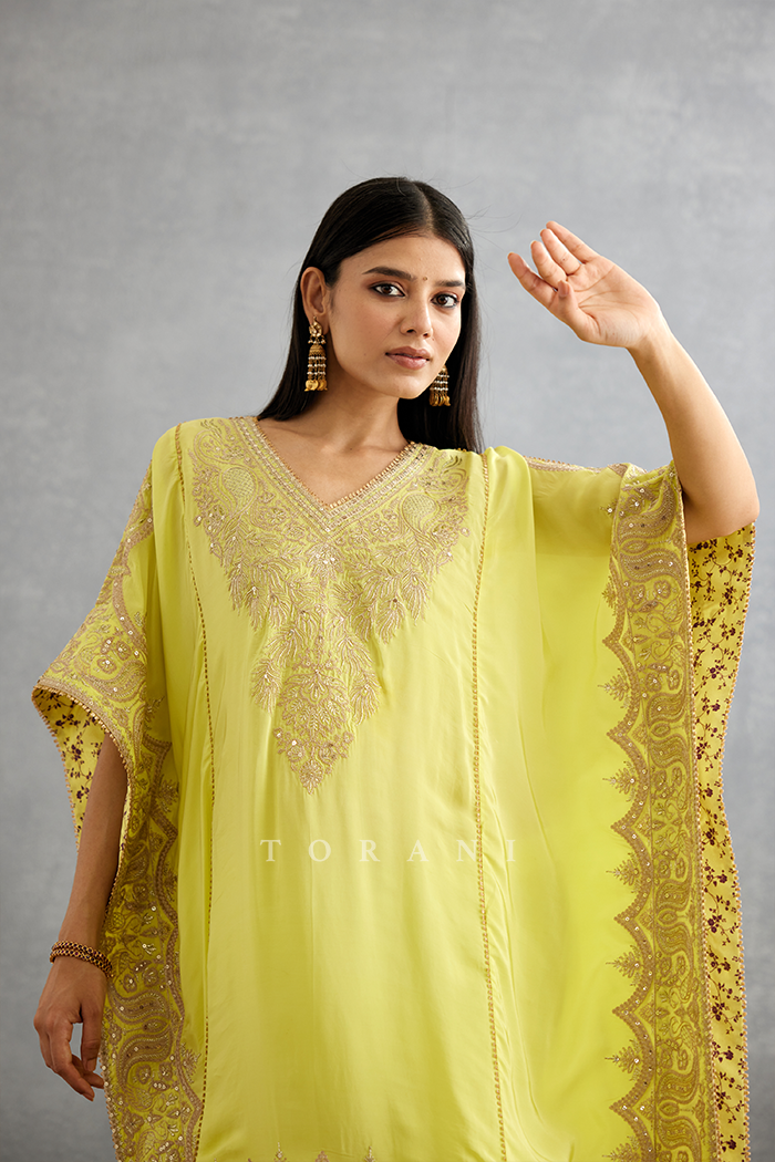 Gul-Mina Aaira Kaftan Set