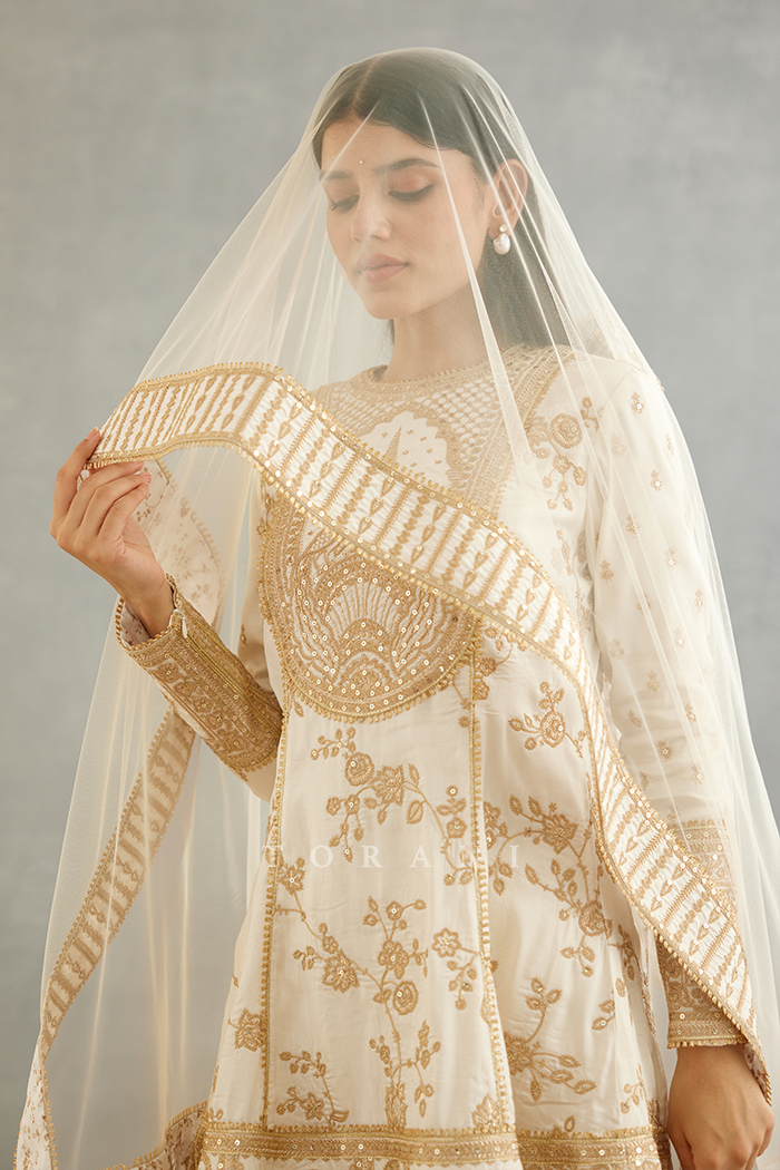 Gul-Bano Meera Odhni