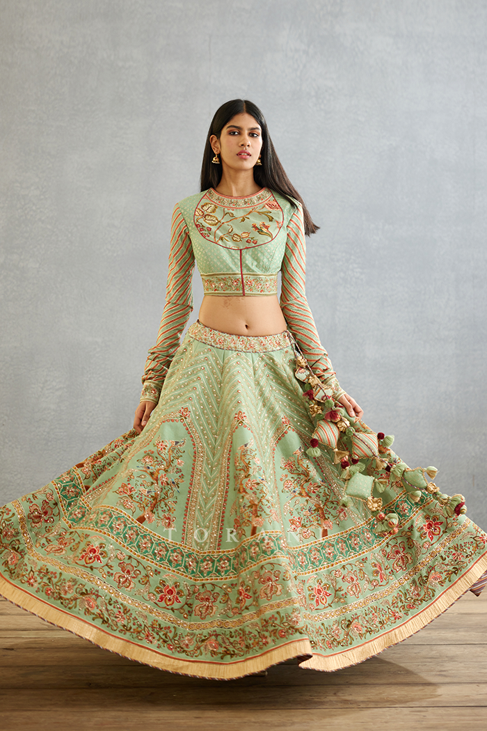 Champa Aamani Lehenga Set