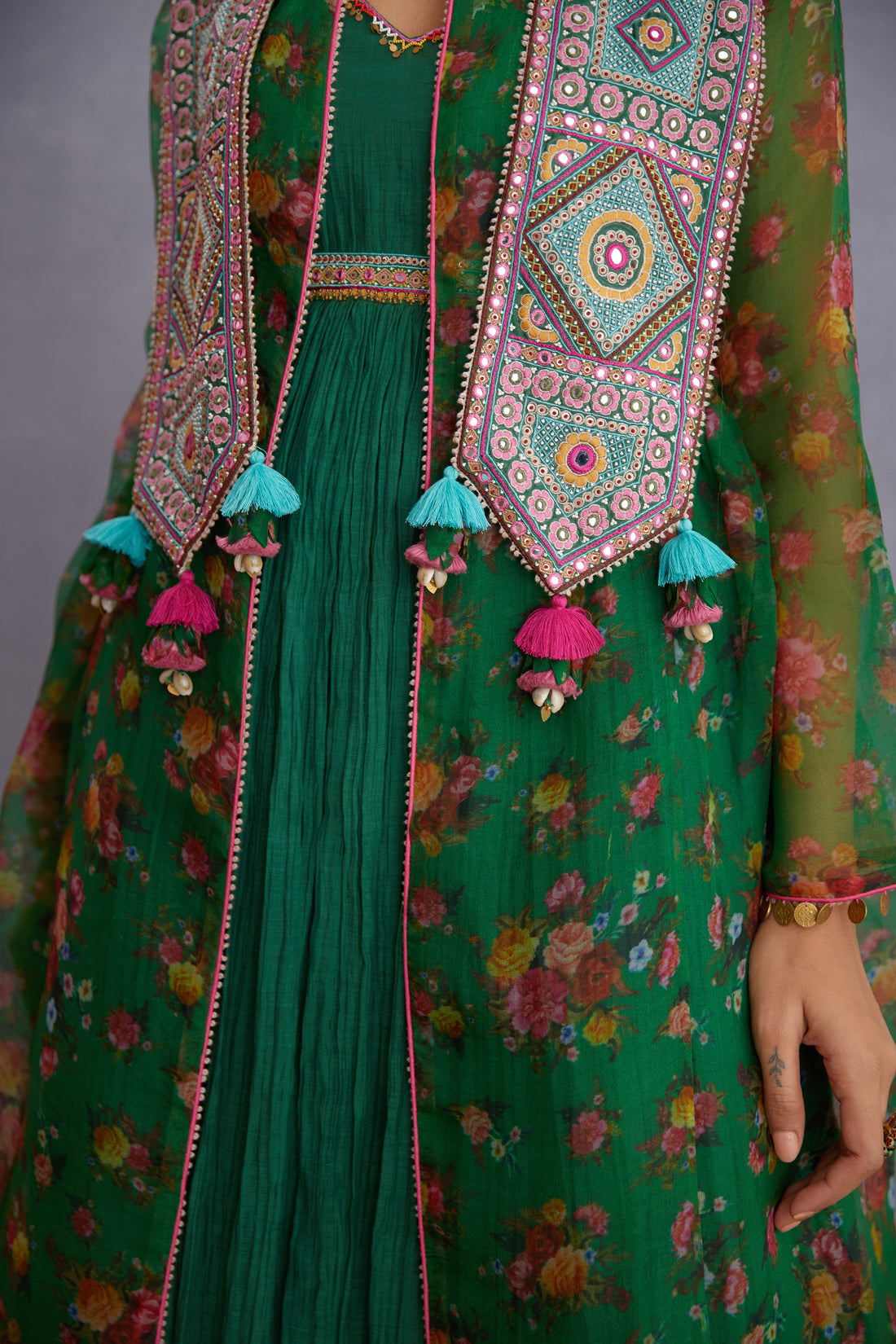 Panna Balochi Cape
