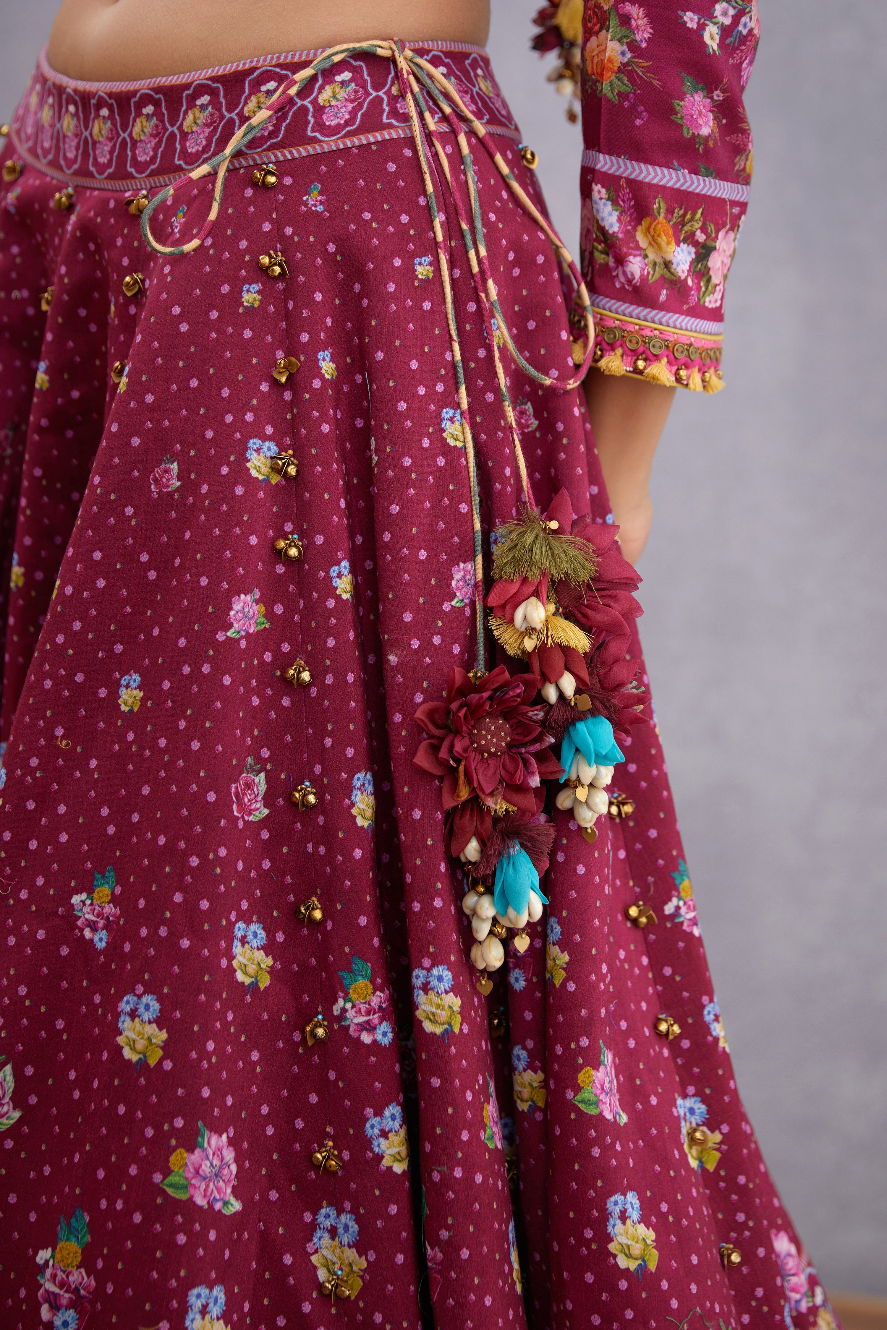 Manika Aoruni Lehenga Set