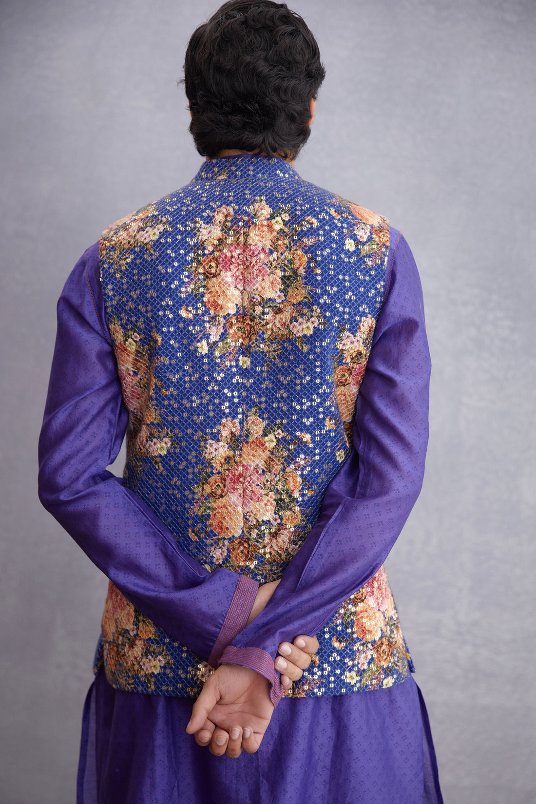 Jamuni Qasiba Sitara Bandi