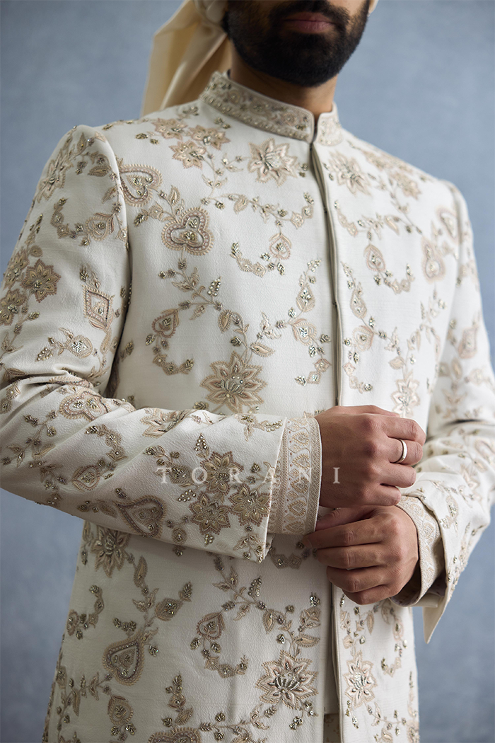 Maahe Idaad Sherwani