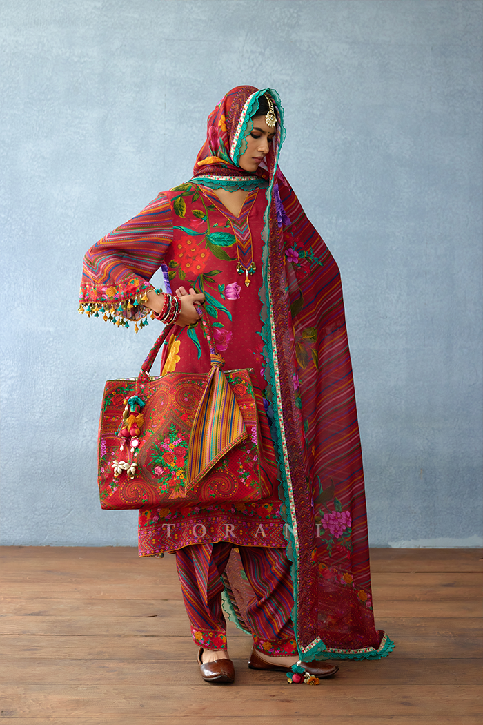 Dil Surkh Yumna Handbag