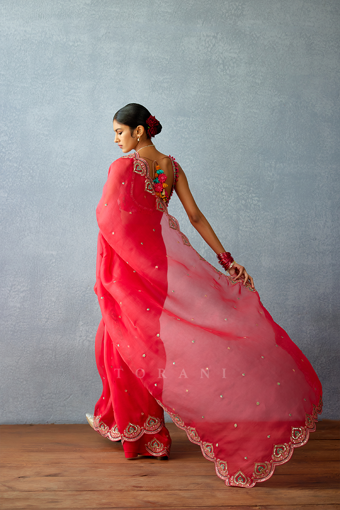 SALE - Dil Surkh Samila Saree