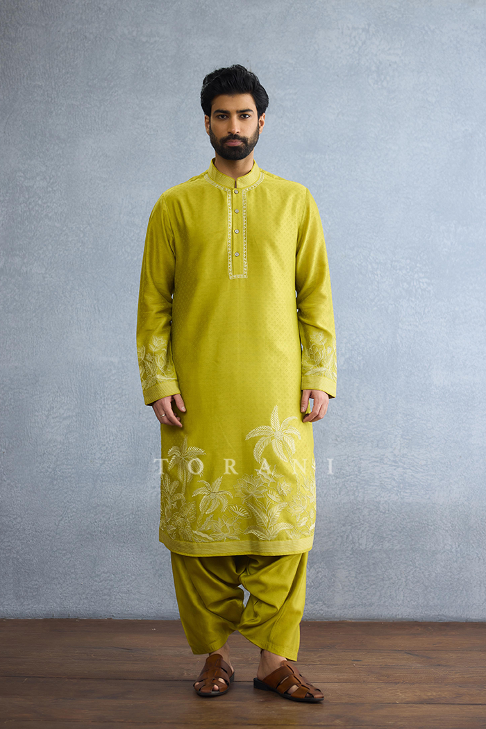 Khas Aayez Kurta Set
