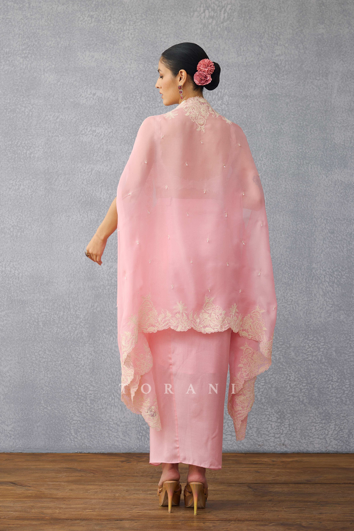 Gulaban Zuri Cape