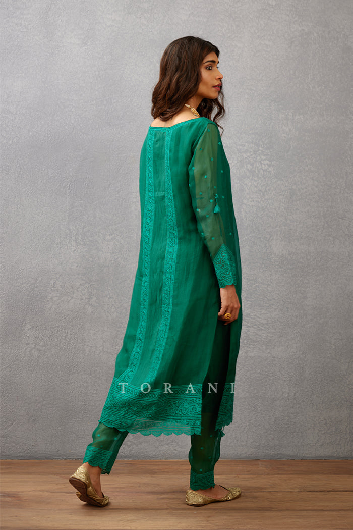 Rashi Khanna In Our Sabz Abhra Kurta Set
