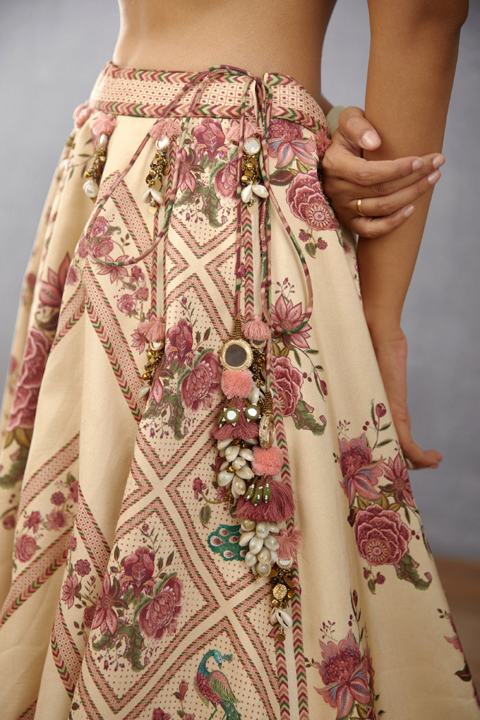 Kasturi Waheeda Lehenga Set