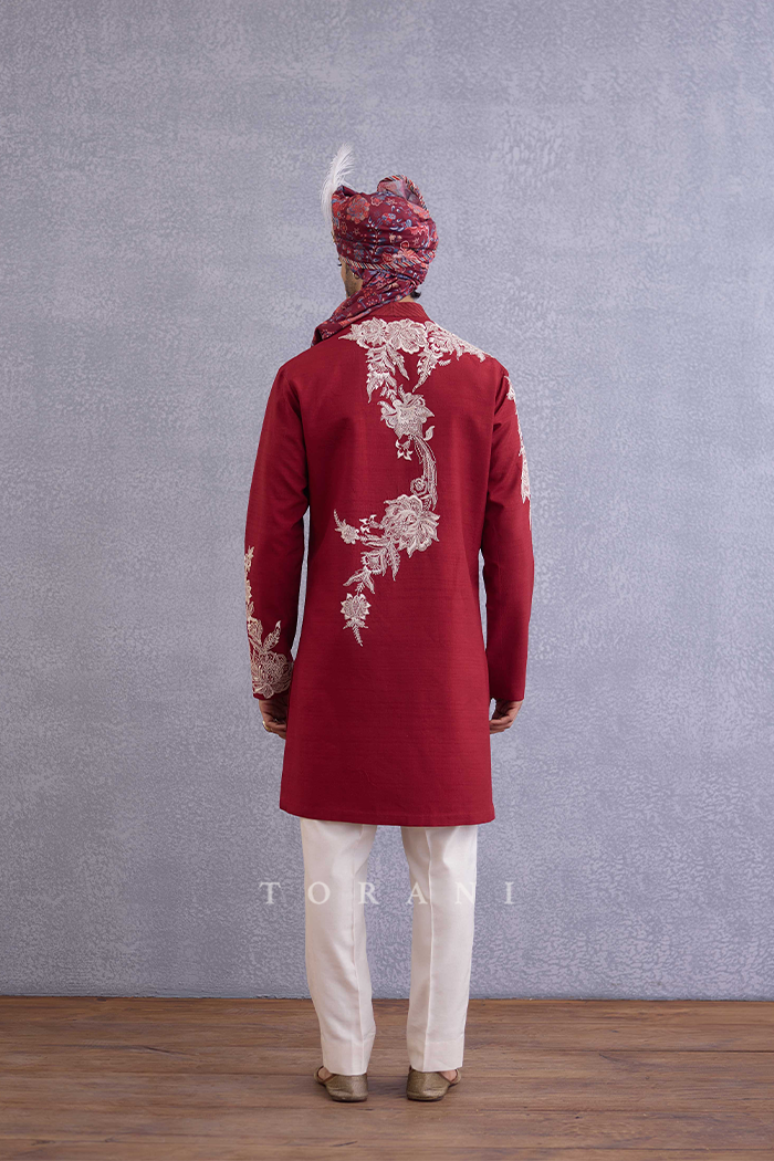 Qarmazi Parthik Kurta Set
