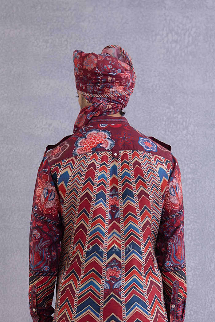 Qarmazi Naitik Saafa