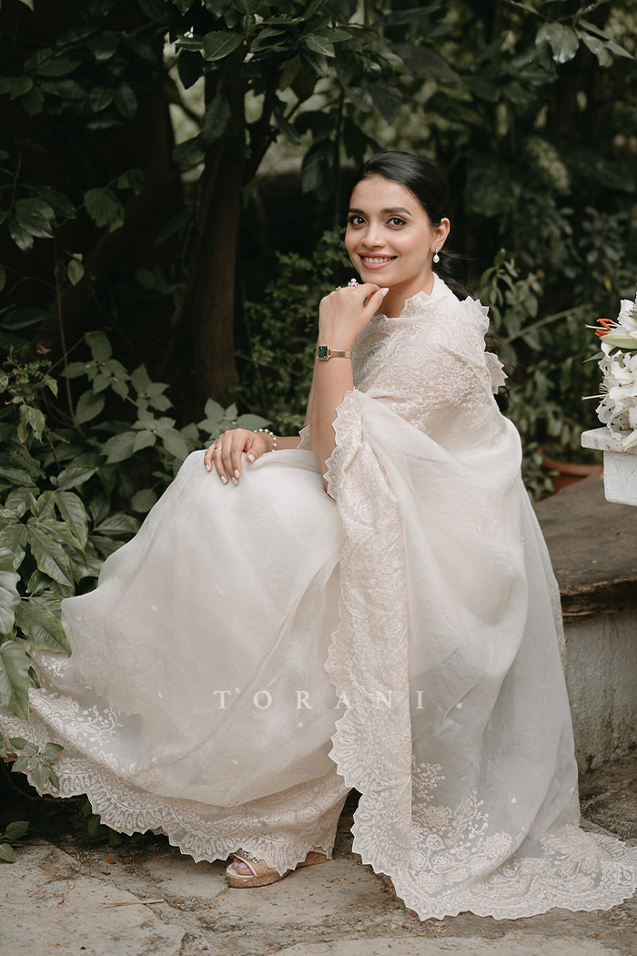 Kreenal Gala in our Swetah Farrin Saree Set