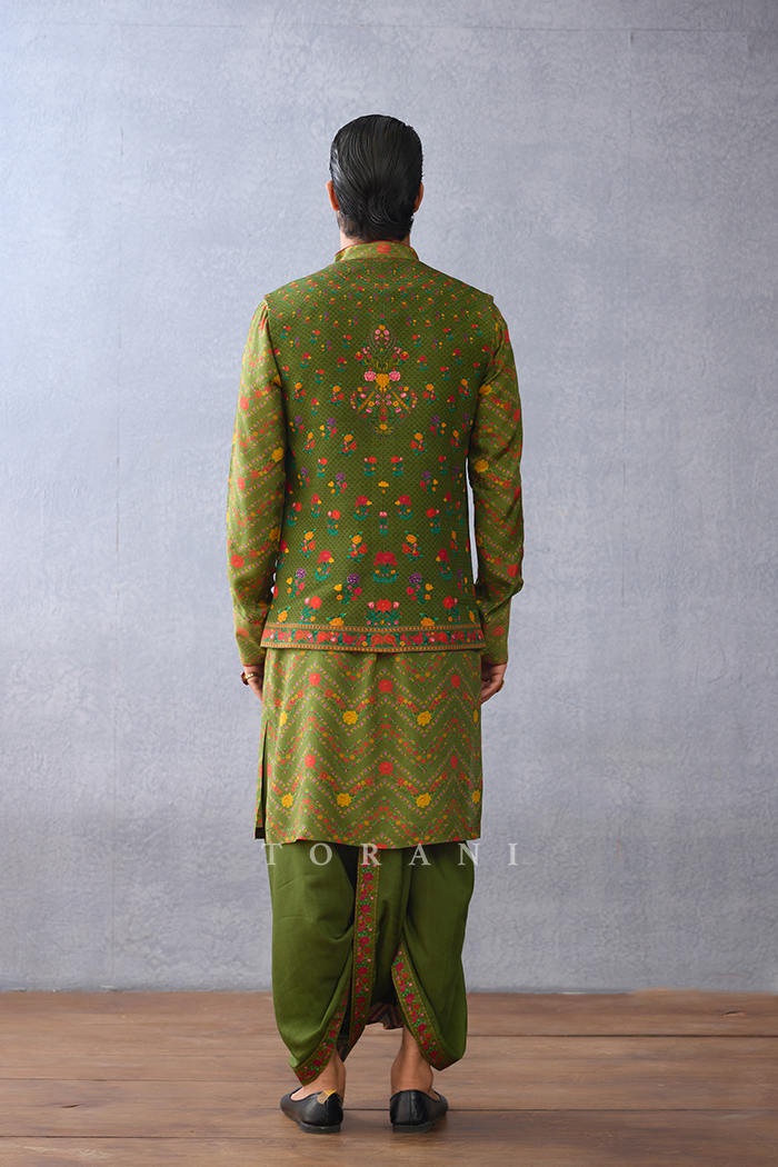 Dil Saaz Iraj Dhoti Set