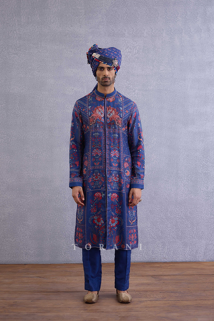 Neelambar Viraaj Kurta Set