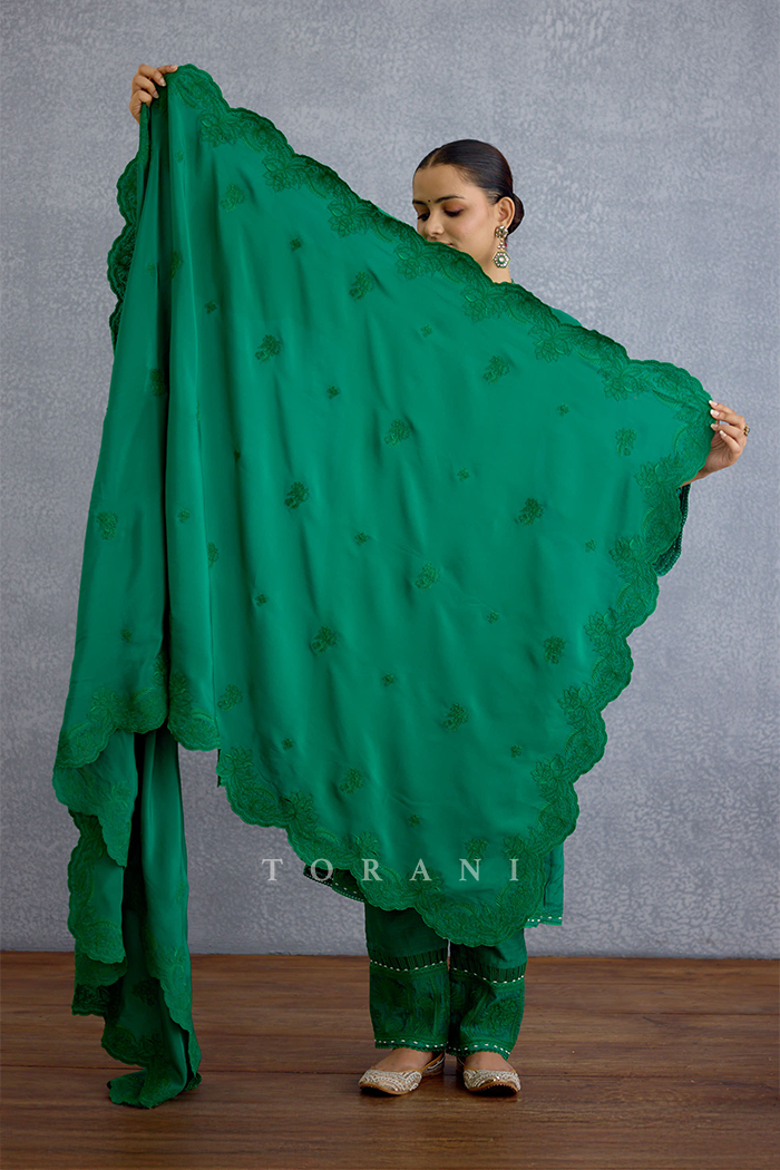 Pranabha Deba Priya Kurta Set