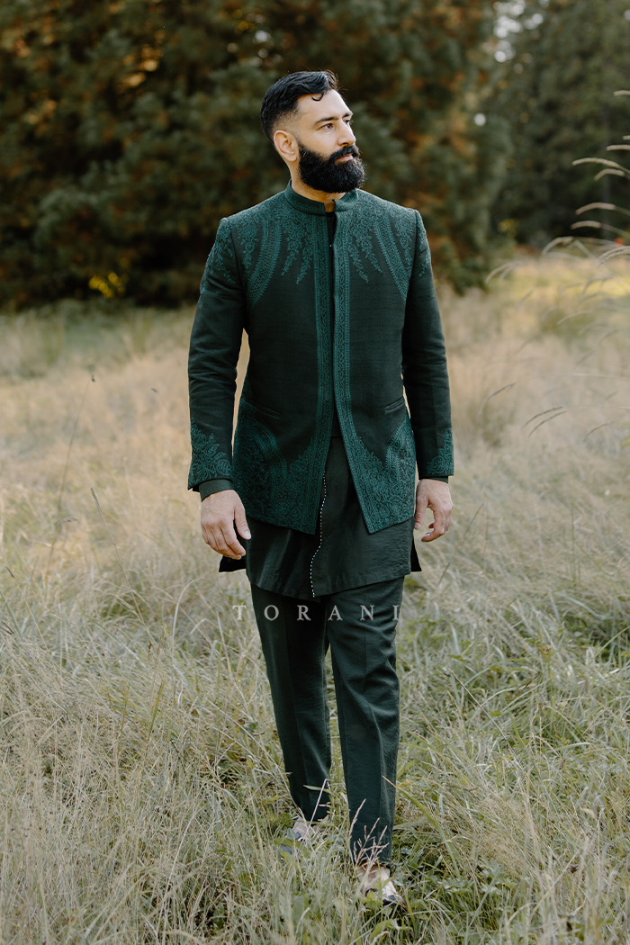 Navjot Virk in our Custom Siyahi Imam Bandi Set