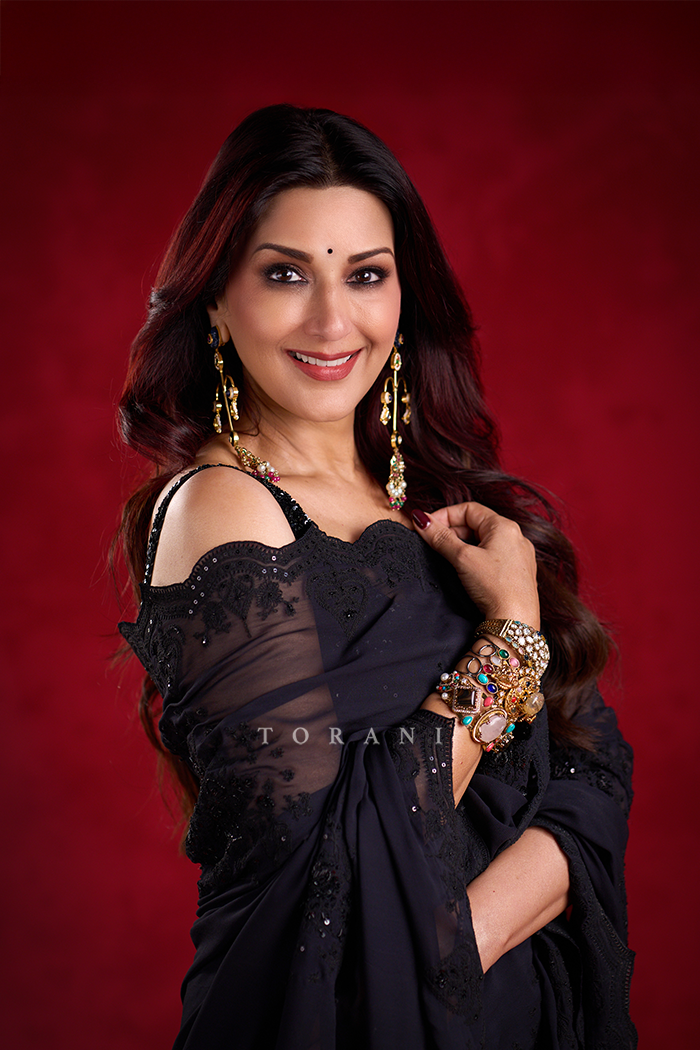 Sonali Bendre in our Bhadra Guncha Saree Set