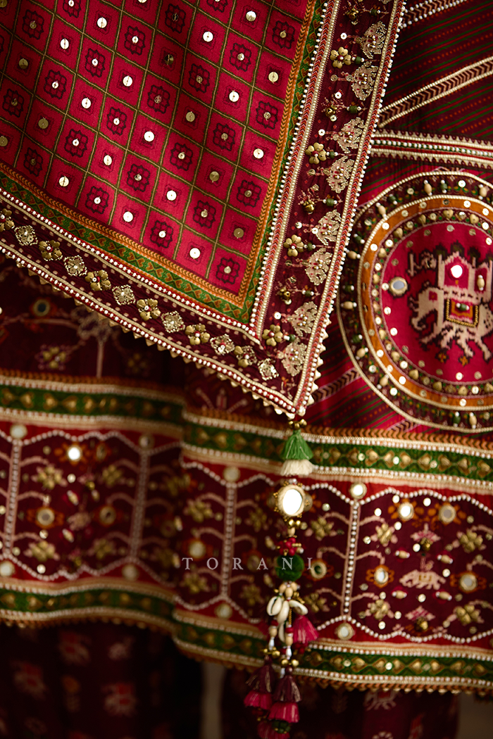 Surkhi Tisya Kurta Set