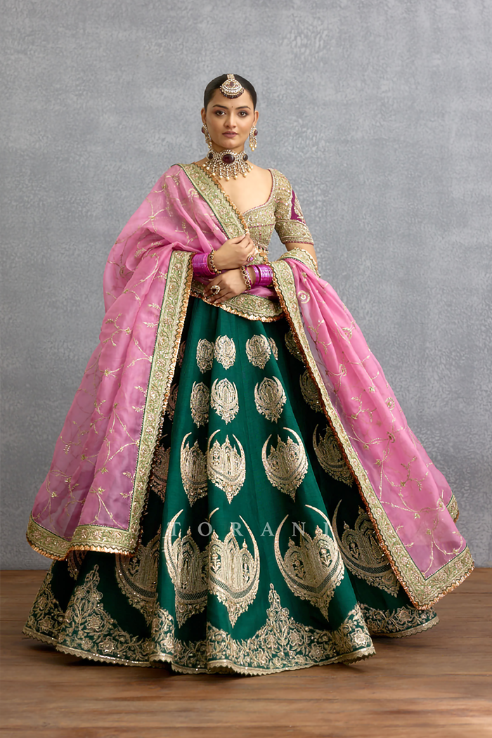 Rangbahaar Kinza Lehenga Set